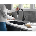 Delta 19802TZ-BL-DST Touch2O Pull-Down Kitchen Faucet 1L