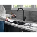 Delta 19802TZ-BL-DST Touch2O Pull-Down Kitchen Faucet 1L