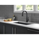 Delta 19802TZ-BL-DST Touch2O Pull-Down Kitchen Faucet 1L