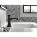 Delta 564-BLMPU-DST Ashlyn Single Handle Centerset Lavatory Faucet 