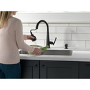 Delta 9182-BL-DST Emmeline Shieldspray Pull-Down Kitchen Faucet 1L 