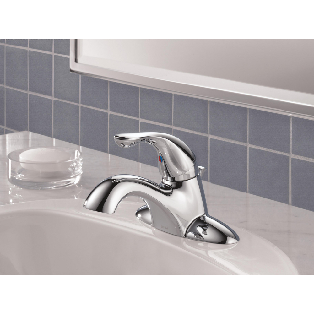 Delta 520 Classic Single Handle Centerset Lavatory Faucet Chrome 1